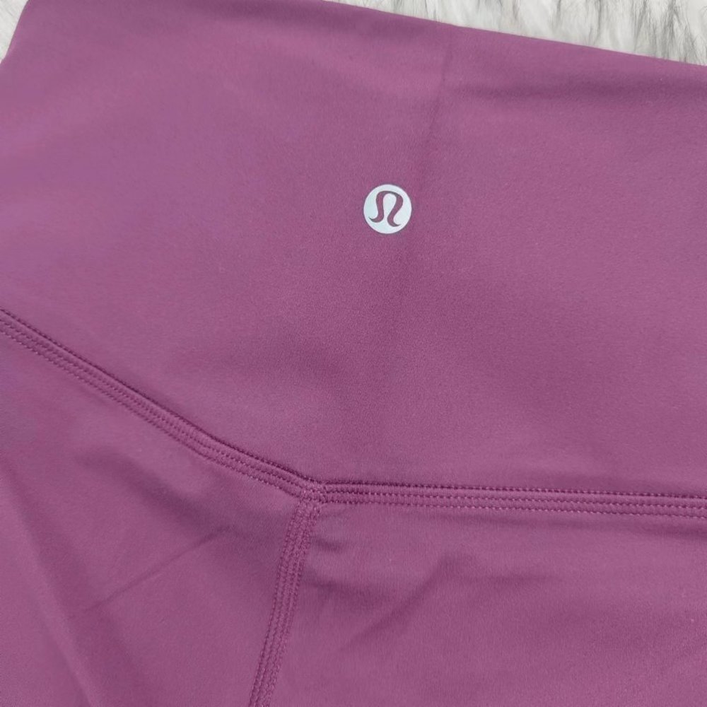 lululemon - Picture 5 of 7